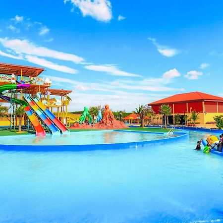 Trang Villa Hotel And Water Park Exterior photo